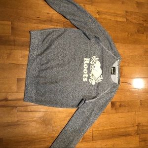 Roots crew neck